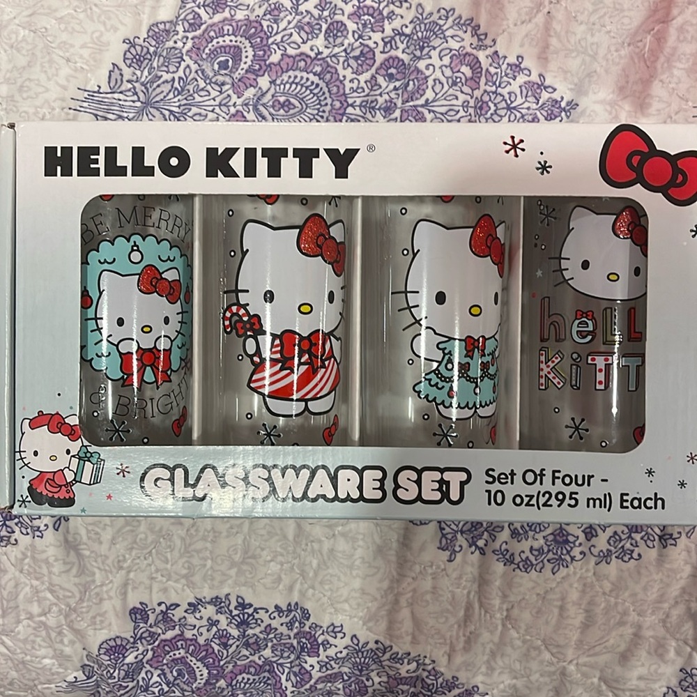 Hello Kitty Glass Cups